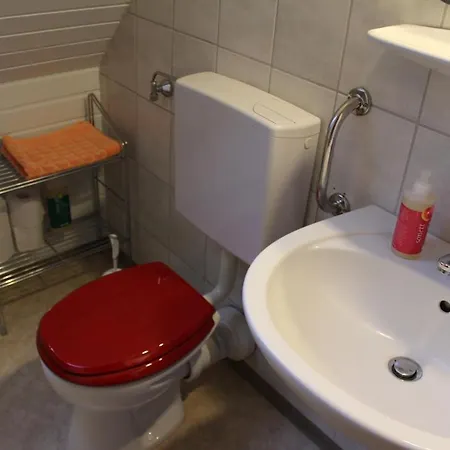 Couette-café Bauernhof-gastezimmer Waldblick 3*